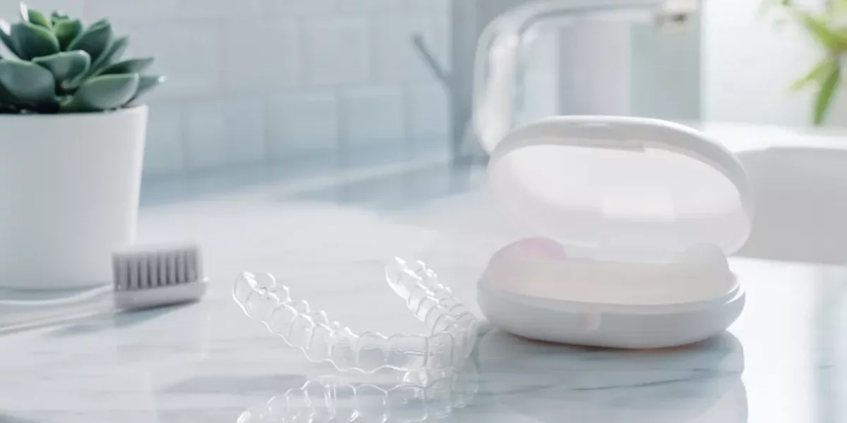 Bruxism (Gnissling) + Ortodonti: Kan du fortfarande göra Invisalign?