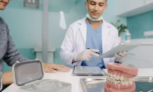 Hur jämför jag erbjudanden för aligners och tandställning? - Milim Dental Hospital