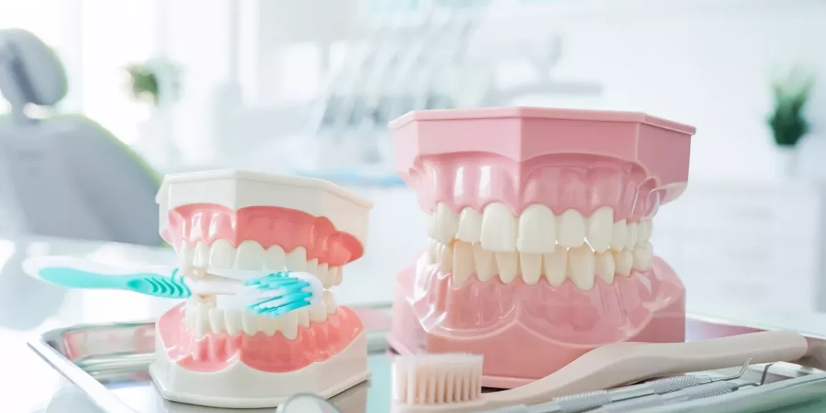 Crossbite (Çapraz Kapanış) in Children vs Adults: Why Timing Matters